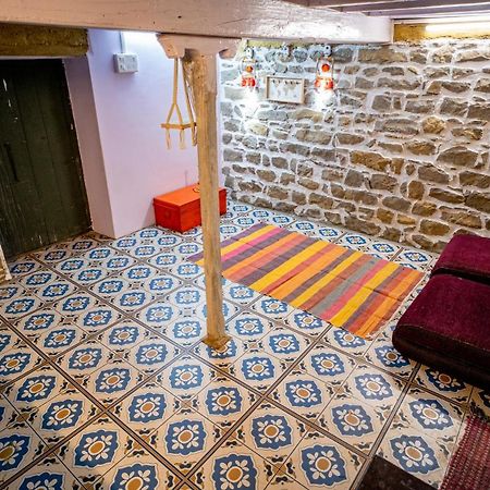 فيلا The Olive Hut Bīr المظهر الخارجي الصورة