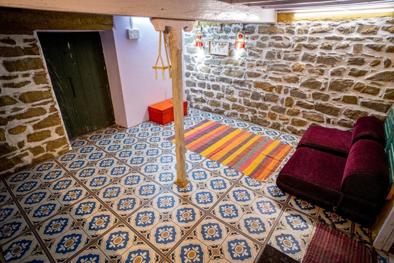 فيلا The Olive Hut Bīr المظهر الخارجي الصورة